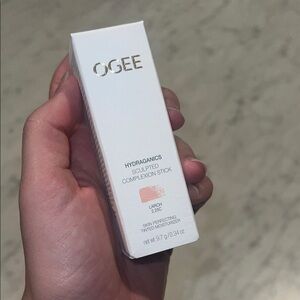 OGEE Sculpted Complexion Stick